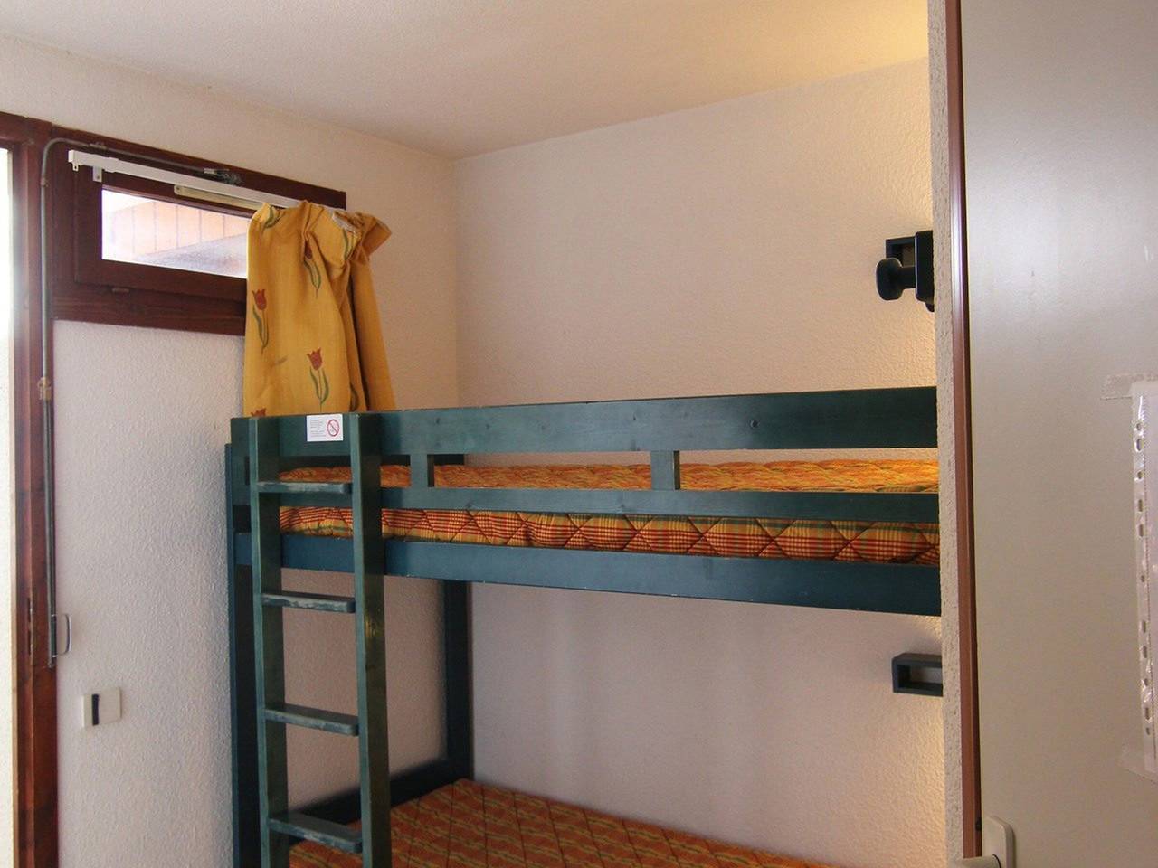 Ganze Wohnung, Studio gemütlich für 4 Personen, 24.5m², Südbalkon, Alpe d'Huez, Nähe Pisten in Huez, Nationalpark Écrins