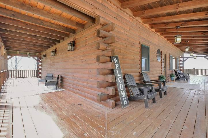 Chalet for 16 people, with hot tub in Ohio