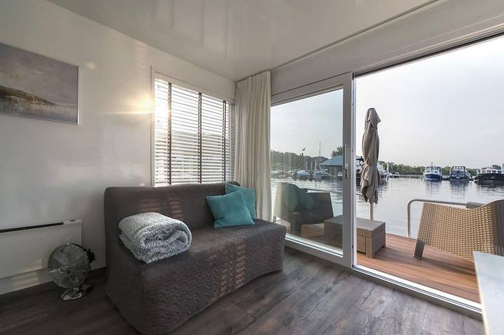 Privé-eilandje: genieten van bourgondisch Maastricht en de rust op het water in Maastricht, Limburg