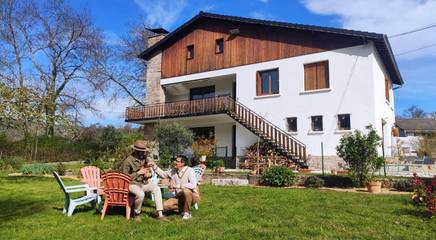 Chambre d’hôte pour 2 personnes, avec jardin dans l' Ariège