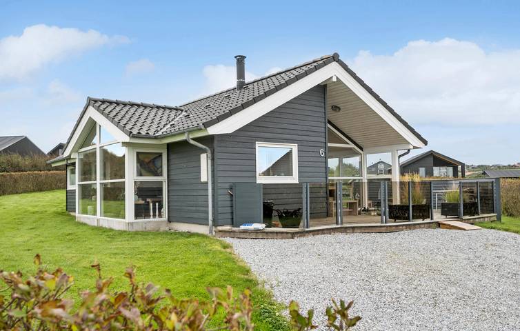 Ferienhaus für 6 Personen mit Terrasse in Gjeller Odde, Underbjerg