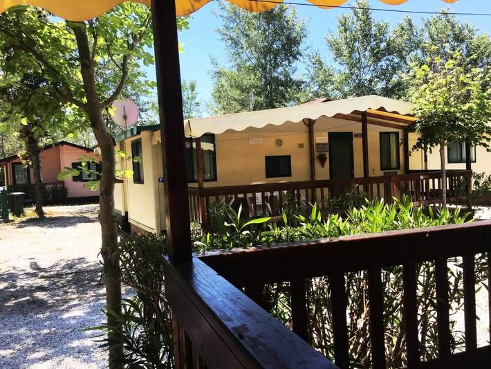 Ferienwohnung für 5 Personen, mit Terrasse und Pool