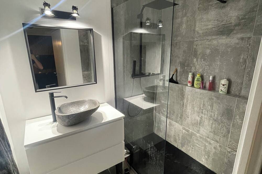 Apartamento entero, Air-conditioned T2 apartment in Morières-lès-Avignon, Vaucluse