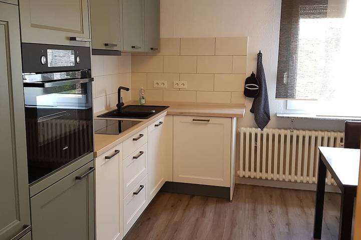 Ganze Wohnung, Ruhige Dachgeschosswohnung in Wülfrath, Kreis Mettmann