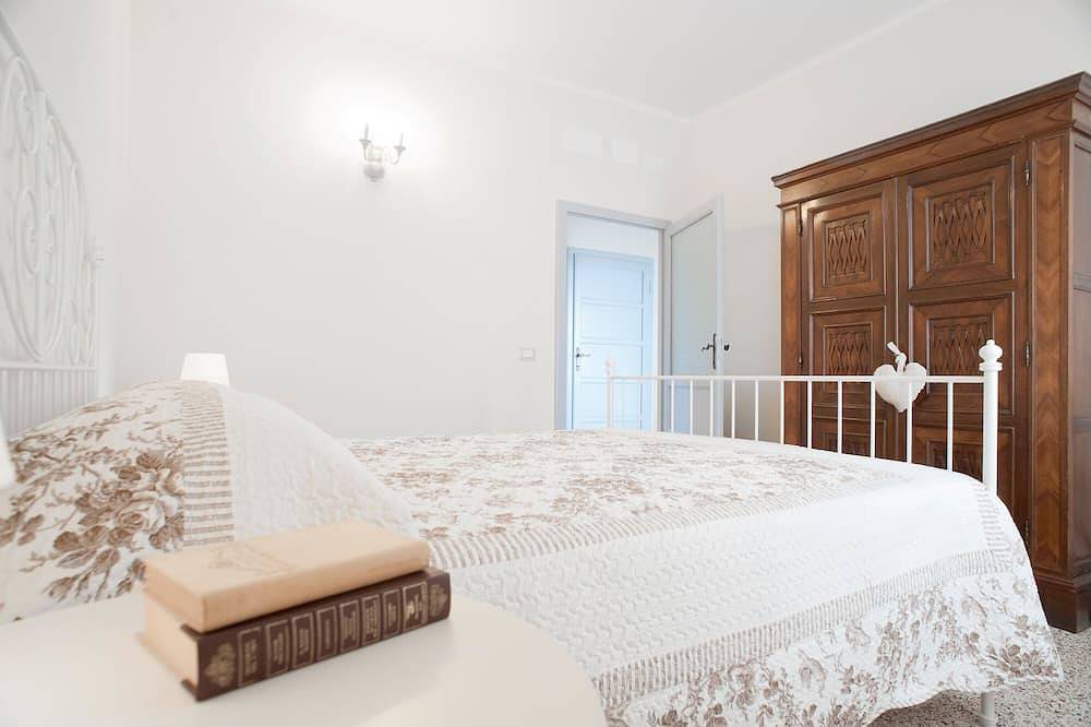 Ganze Wohnung, Ferienwohnung 'Bellavista - 1' mit Privatem Garten, Balkon und Wi-Fi in Vada, Etruskische Küste