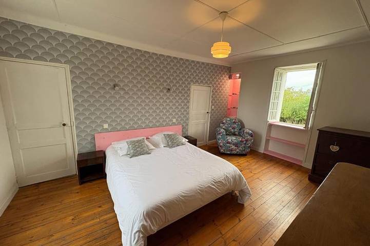 Gîte pour 12 personnes, avec jardin, animaux acceptés à Bacilly - 3