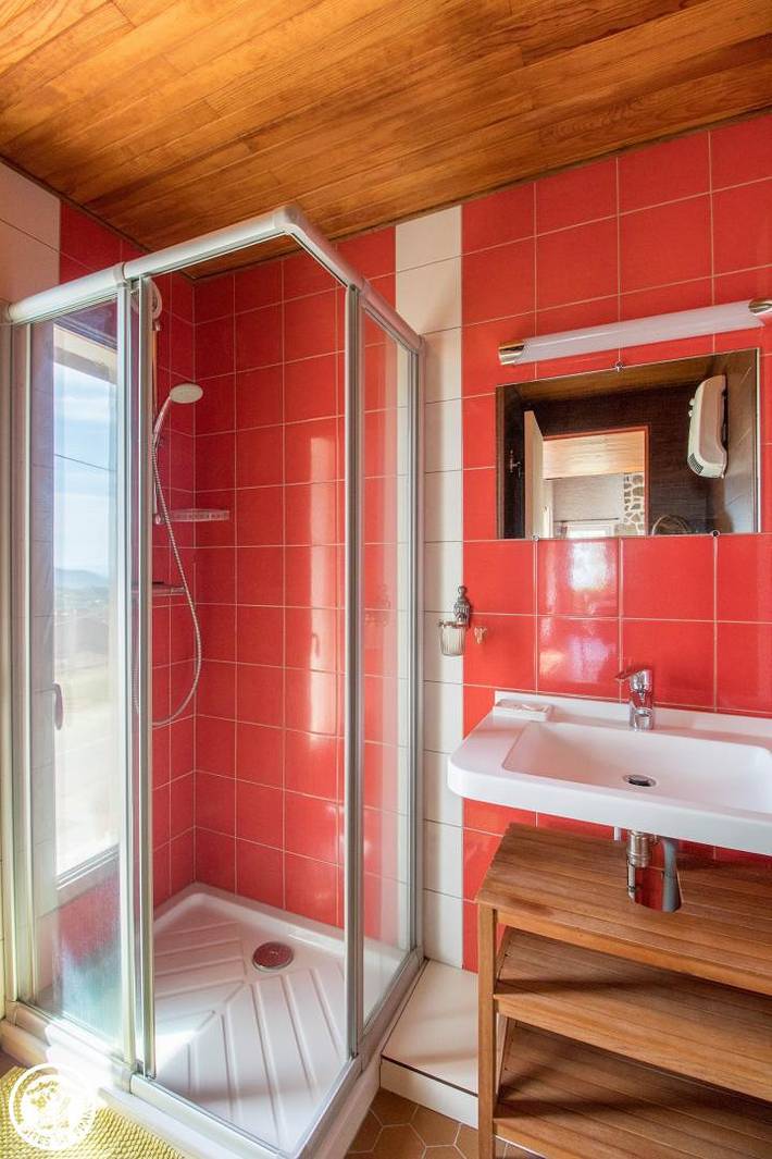 Ferienhaus in Cournols mit Garten & Annehmlichkeiten in Cournols, Regionaler Naturpark Volcans d'Auvergne