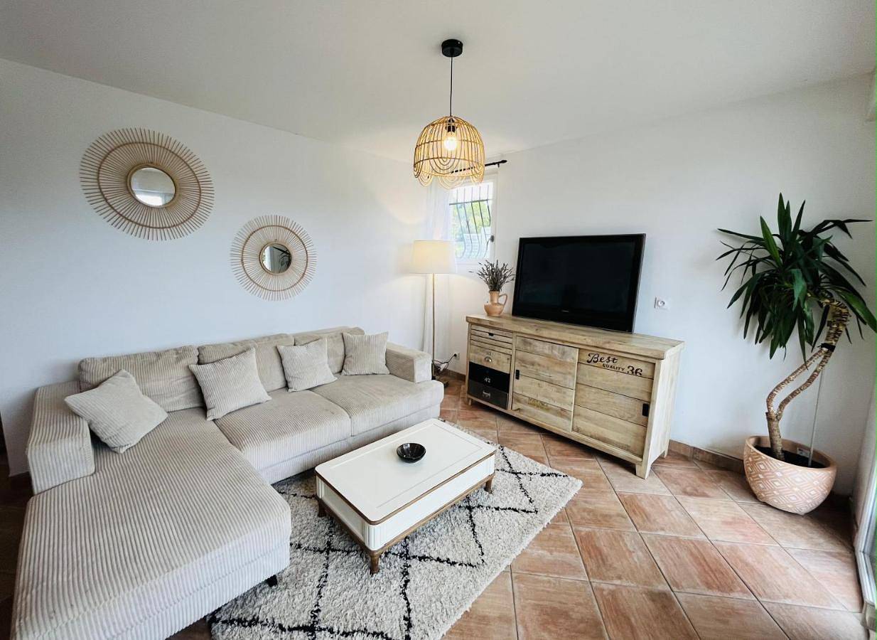Appartement entier, Les cigales - souplex cosy et calme in Mas-Saintes-Puelles, Région de Carcassonne