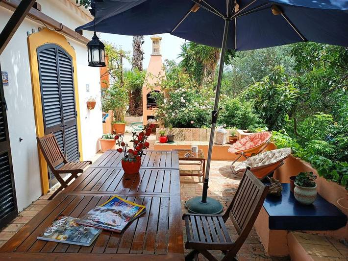 Casa de férias para 5 pessoas, com Varanda e Terraço e ainda Jardim and Piscina em Loulé