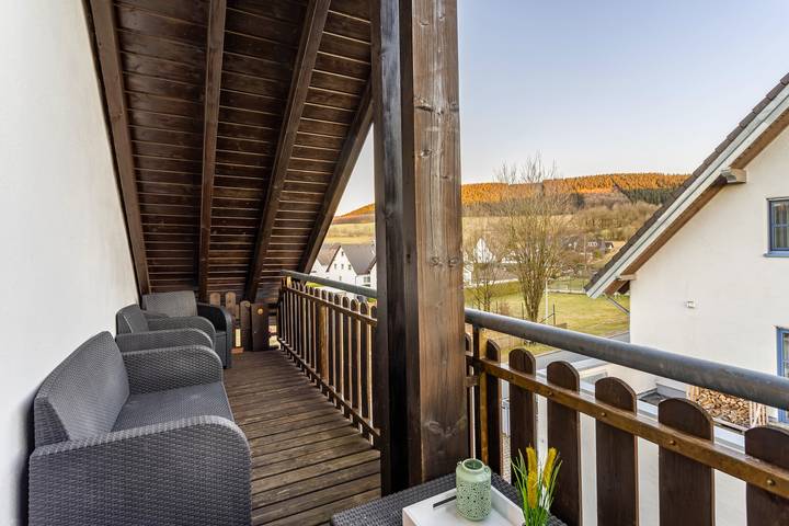 Ferienwohnung für 6 Personen, mit Balkon und Garten im Sauerland
