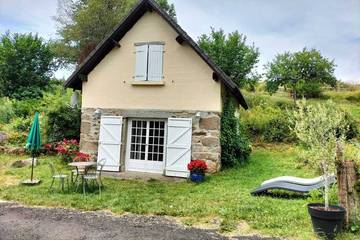 Maison De Vacances pour 4 Personnes dans Fridefont, L'Aubrac, Photo 1