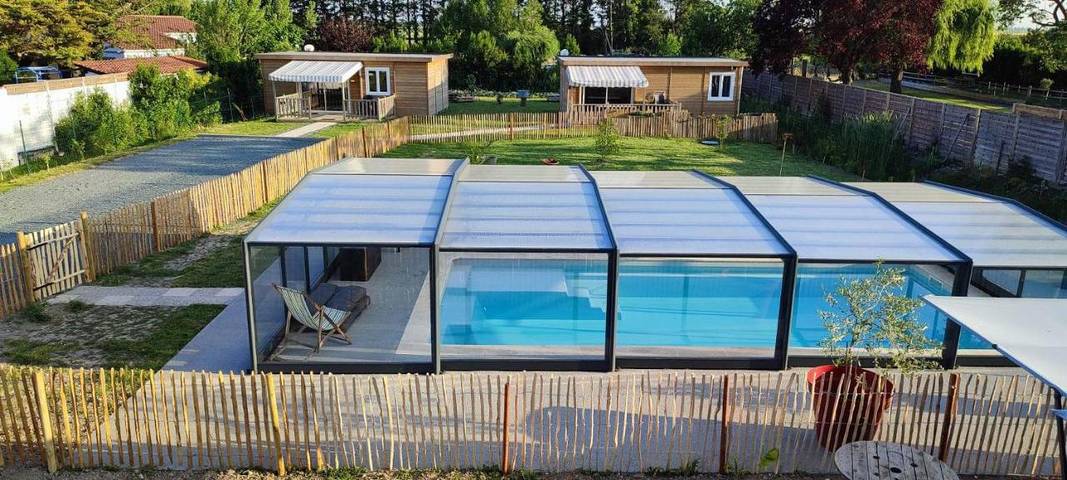Appartement de vacances pour 3 personnes, avec jardin et piscine, animaux acceptés