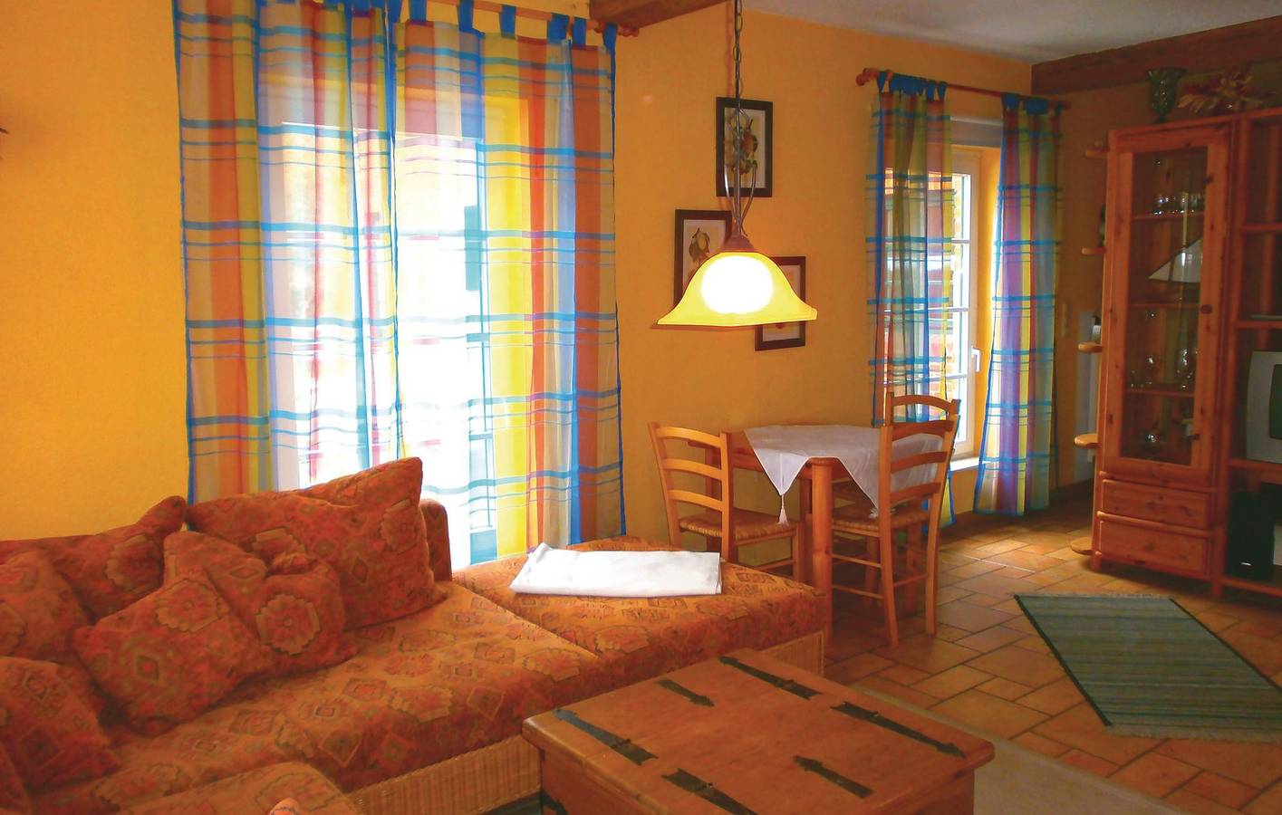 Ganze Ferienwohnung, Gemütliches Appartement mit Parkplatz, Küche, TV - 2,5km von Thulendorf in Thulendorf, Rostock und Umgebung