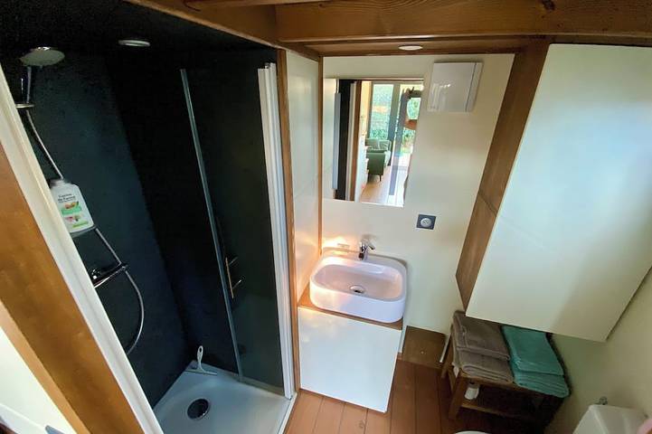Appartement entier, Plage à pied pour la Tiny house de ker Ael in Landéda, Région de Brest