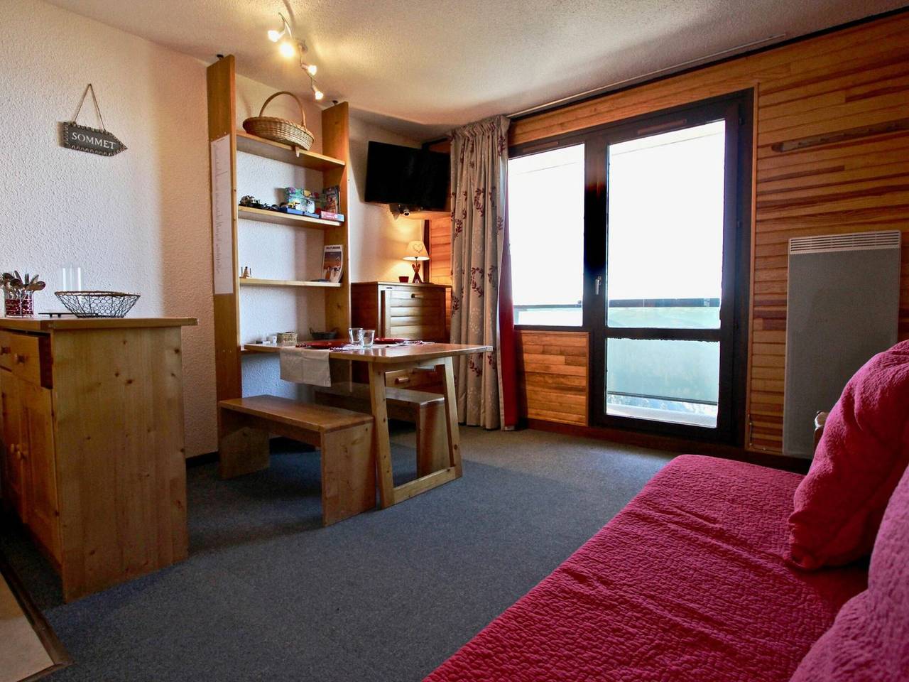 Studio entier, Studio cabine 21m² avec parking privé, 10ème étage Charmousse in Chamrousse, Parc national des Écrins