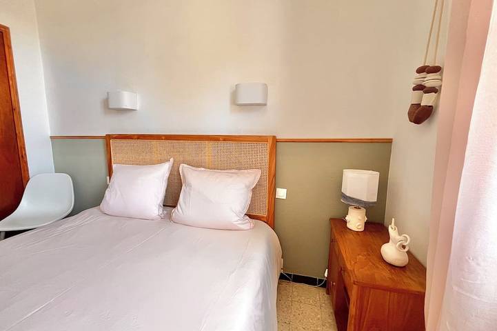 Villa pour 8 personnes, avec balcon et jardin, animaux acceptés à Giens - 4