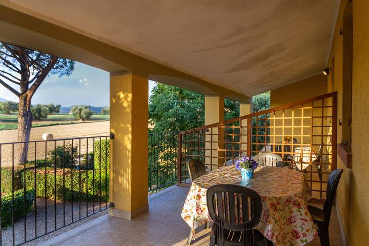Appartamento "Alba" in Maremma con terrazza, piscina all'aperto e Wi-Fi in Roccastrada, Provincia di Grosseto