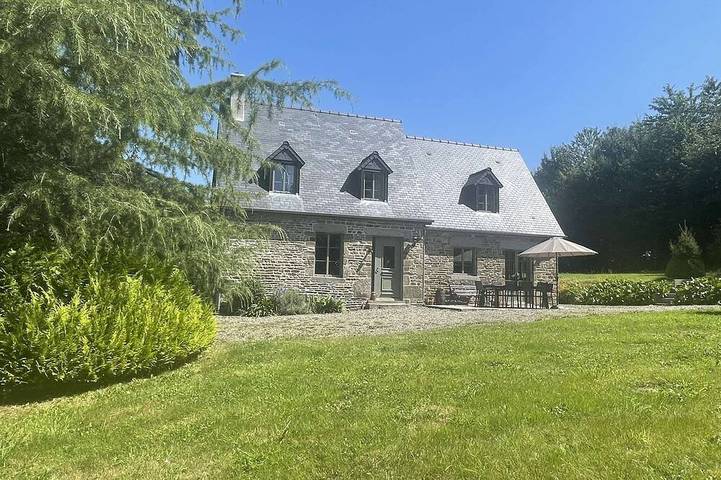 Location de vacances pour 7 personnes, avec jardin, animaux acceptés à Fleury (Normandie)