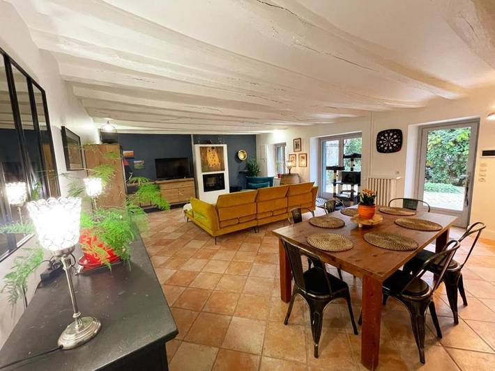 Location de vacances pour 6 personnes, avec jardin et terrasse, animaux acceptés à Chambray-lès-Tours