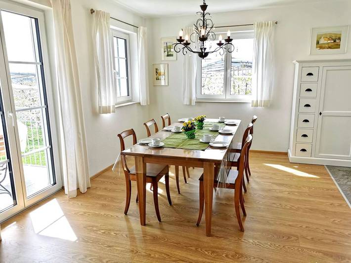 Landhaus Vogel - Lichtdurchflutete Ferienwohnung im Landhausstil mit Balkonen in Wasserburg (Bodensee), Bayerisch Schwaben