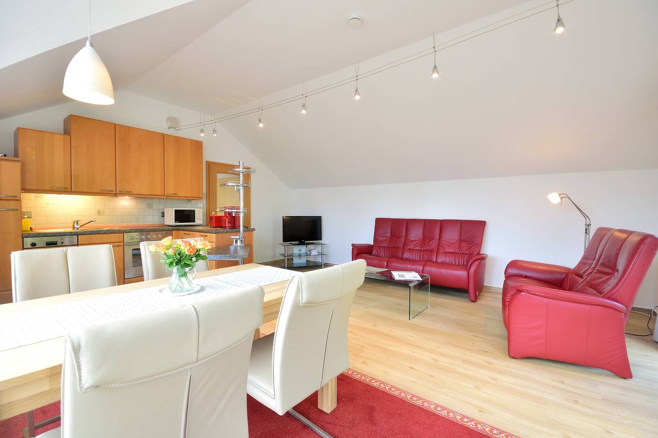 Ganze Ferienwohnung, Ferienwohnung Gartenblick am Schweriner See in Schwerin, Schweriner See