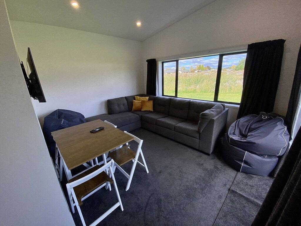 Blue Lake Holiday Home - Twizel - Free Wifi in Twizel, Mackenzie District