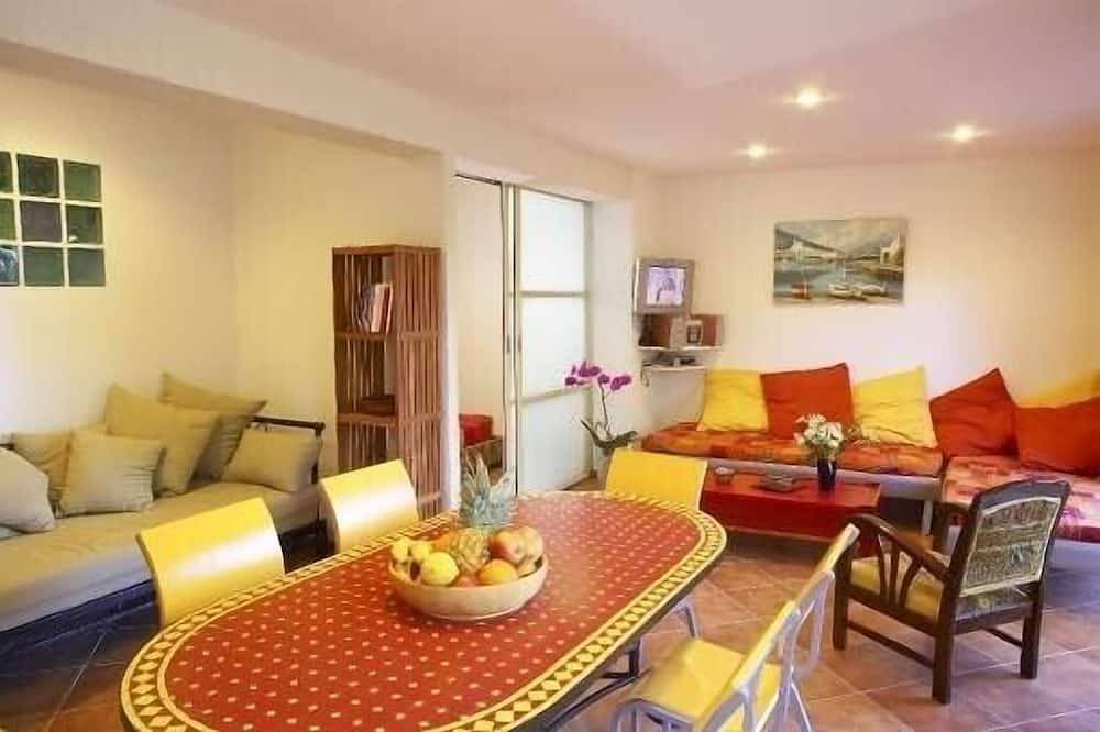 Mas entre mer et montagne a Argelès sur terrain arboré avec piscine in Côte Vermeille, Argelès-sur-Mer