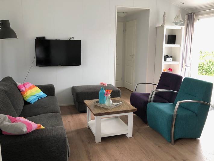 Chalet für 6 Personen, mit Terrasse und Garten in Serooskerke - 4