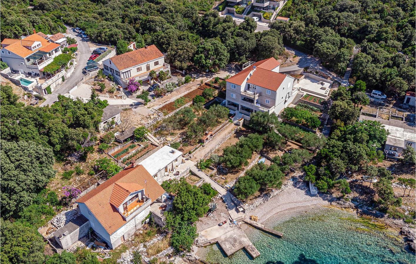 Ganze Ferienwohnung, Reizende 2-Zimmer-Wohnung mit Pool, Terrasse und in Strandnähe in Zrnovska Banja, Korcula