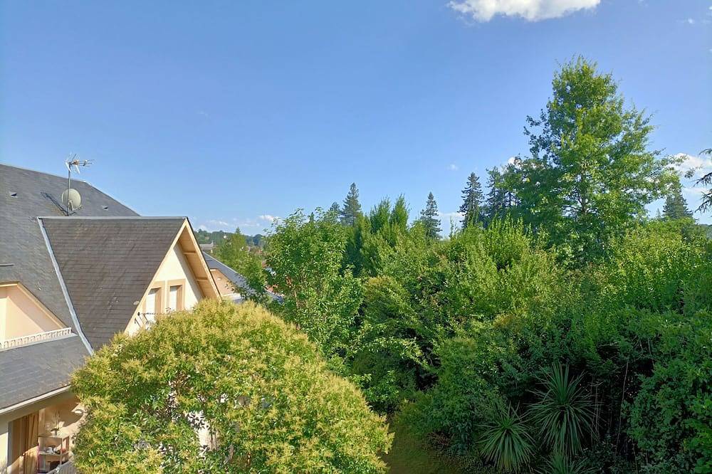 Entire apartment, Studio Terrasse Dans Résidence Avec Piscine C62 in Salies-de-Béarn, Béarn