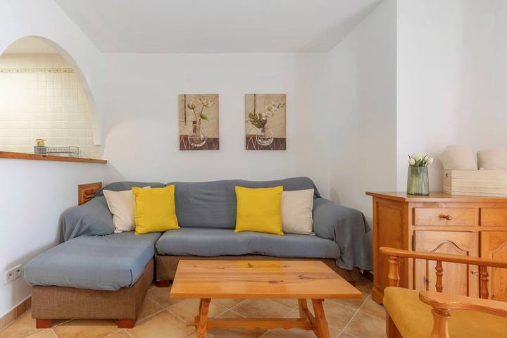 Cozy apartment with private garden and pool in Arenal d'en Castell, Menorca in Arenal d'en Castell, Es Mercadal