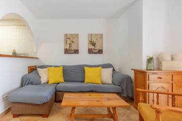 Apartment in Es Mercadal, Menorcas Küste für 4 