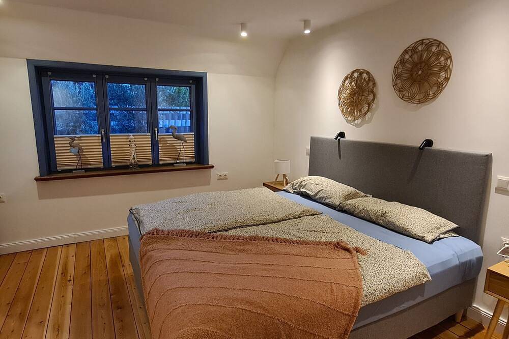 Watt’n Glück – Barrierefreies Reetdach-Ferienhaus Nordsee, Watt, Wind & Wellen in Windbergen, Sankt Michaelisdonn und Umgebung