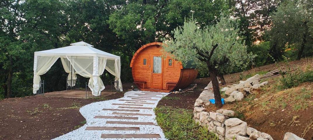 Tenda per 4 persone, con giardino e panorama, con animali domestici - 1