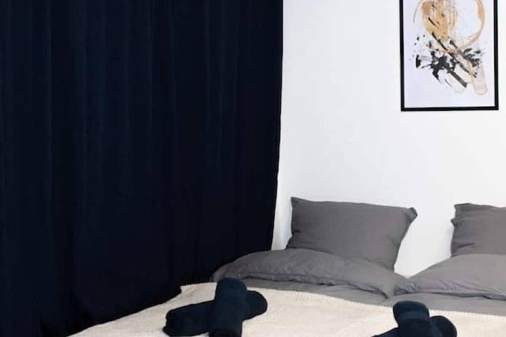 Ganze Wohnung, Modernes Apartment Zentral mit Küche & Smart Tv in Wuppertal, Bergisches Land