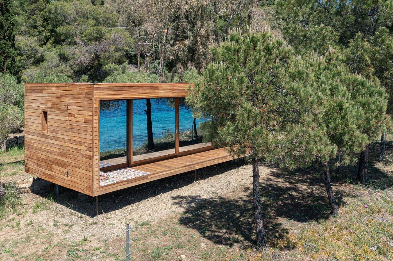 Deluxe Bungalow with Sea View in Nea Skioni, Kassandra