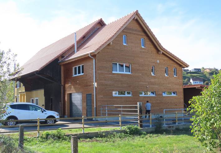 Ferienwohnung für 7 Personen, mit Terrasse und Garten im Kanton Jura