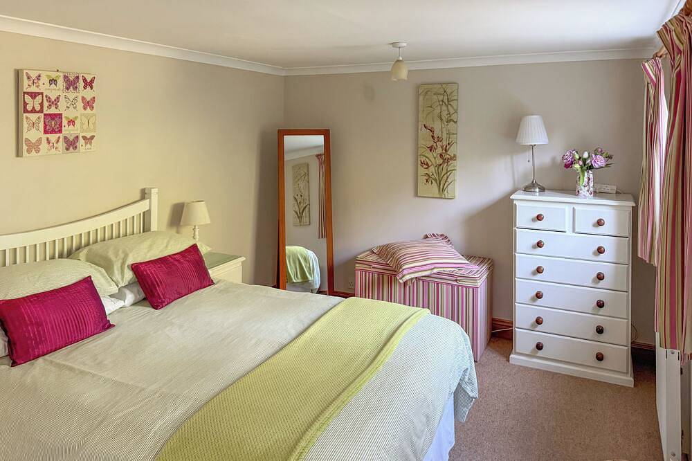 Picket Hill Cottage in Ringwood, Hampshire