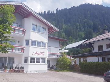 Ferienwohnung für 2 Personen in Mittelberg, Allgäuer Alpen (Österreich), Bild 2