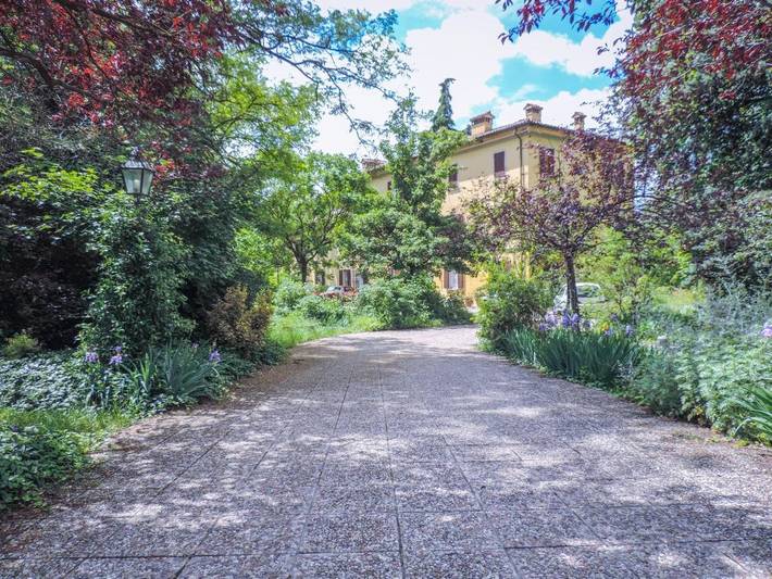 B&b per 2 persone, con Terrazza e Giardino nonché Panorama a San Lazzaro di Savena