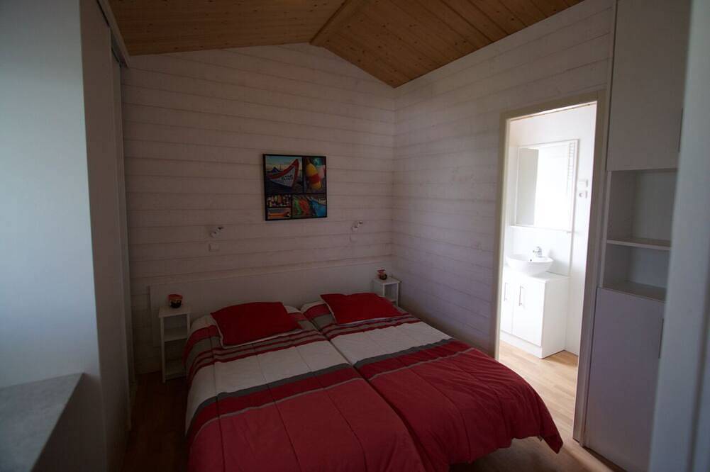 4-Person Chalet in La Roche-sur-Yon, Loire Valley