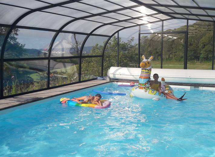 Gîte pour 6 personnes, avec terrasse ainsi que piscine et jardin en Bourgogne-Franche-Comté - 2