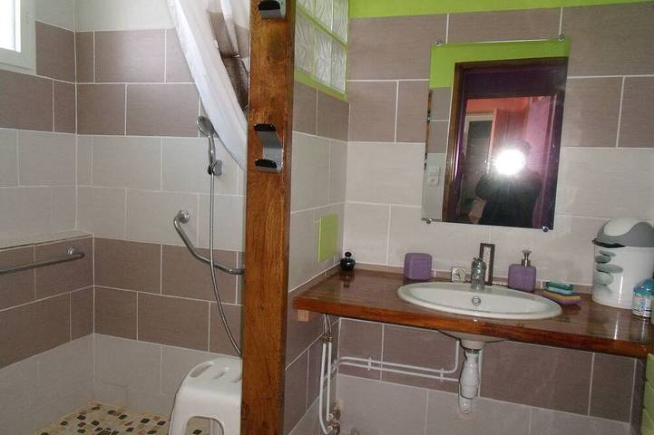 Location de vacances pour 4 personnes, avec balcon et jardin à Le Molay-Littry - 4