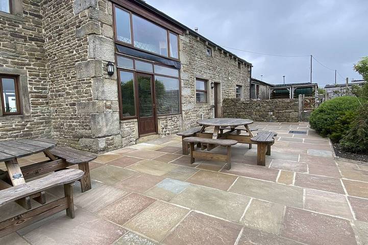 Location de vacances pour 6 personnes, avec jardin et terrasse, animaux acceptés à Burnley