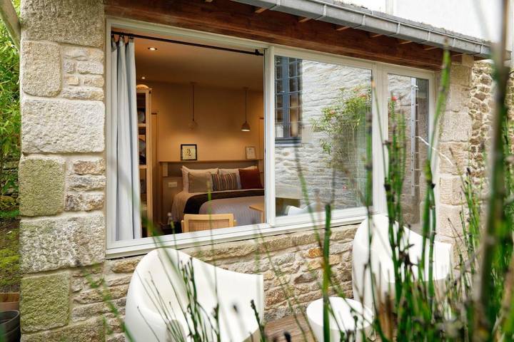 Hôtel pour 2 personnes, avec piscine ainsi que sauna et jardin, animaux acceptés dans Port de plaisance de Douarnenez-Tréboul - 4