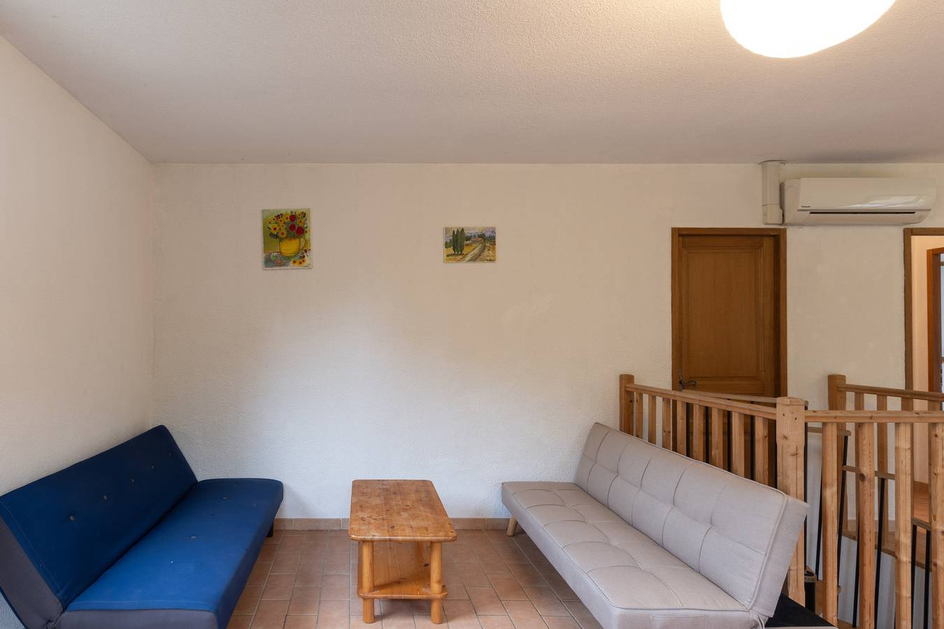 Landhaus 'Les Sources Gite Cabernet' mit Gemeinschaftspool, privater Terrasse und Klimaanlage in Chambonas, Parc naturel régional des Monts d'Ardèche