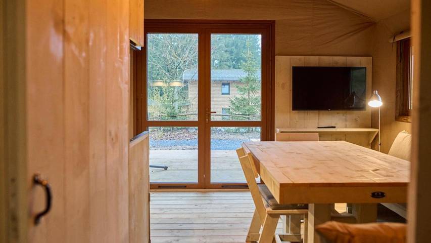 Camping für 5 Personen, mit Garten und Ausblick, mit Haustier in Nordrhein-Westfalen - 2