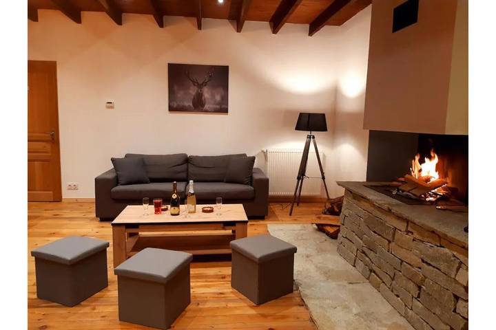 Maison d’hôte pour 12 personnes, avec terrasse et jardin