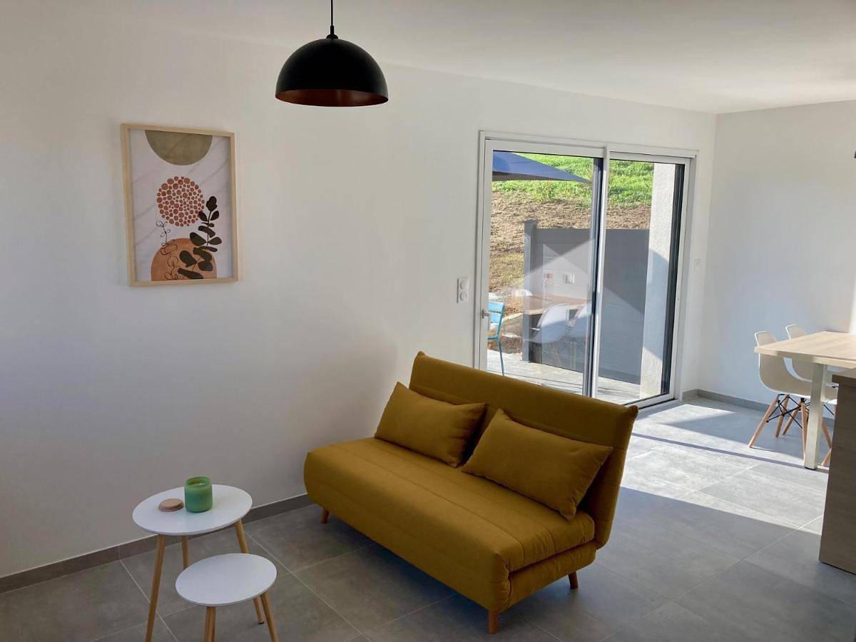 Appartement entier, Le gîte de la fontaine - le corbeau in Bréry, Jura