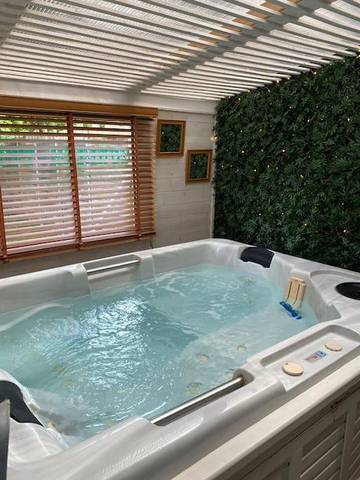 Maison de campagne pour 2 personnes, avec jardin et jacuzzi à Pissos